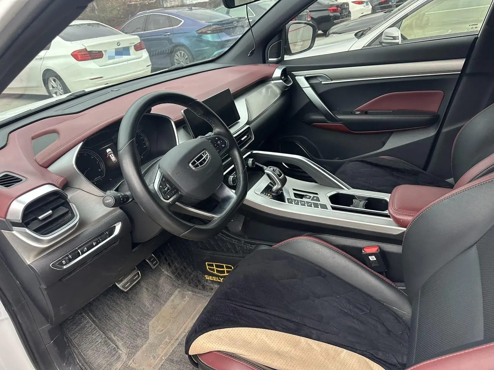 2020 GEELY COOLRAY thumbnail 4