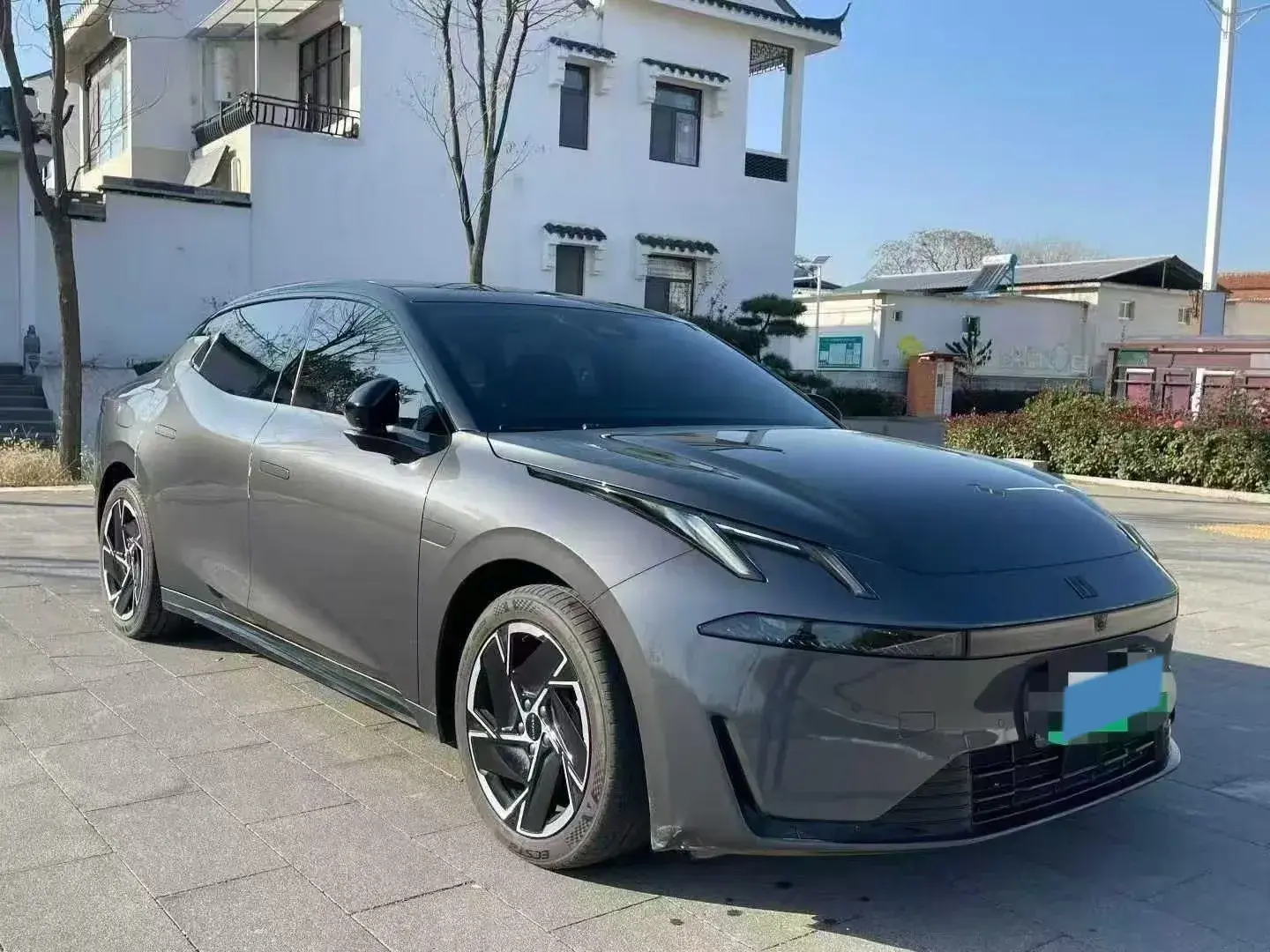 2024 LYNK&CO 07 thumbnail 3