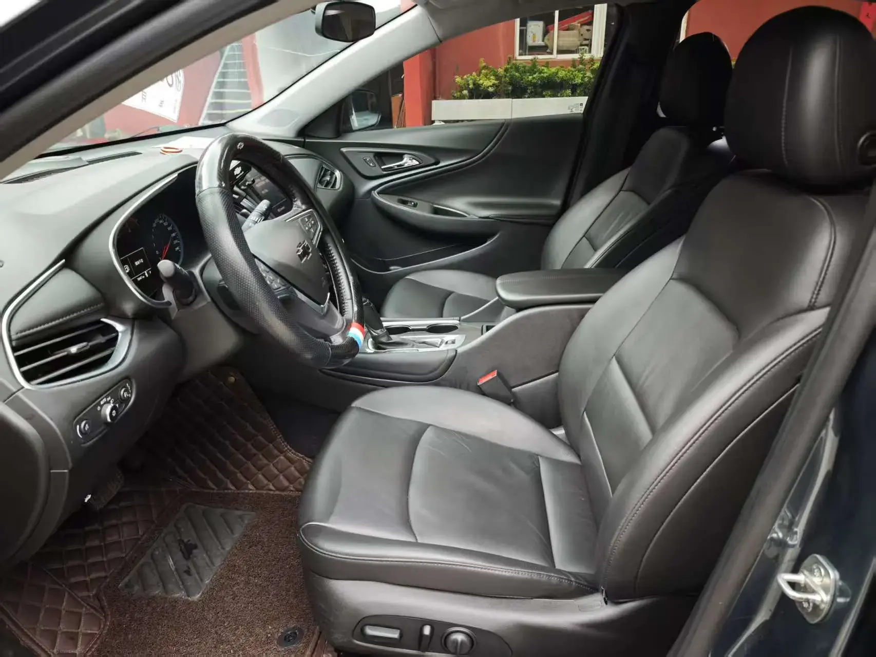 2020 CHEVROLET MALIBU thumbnail 4