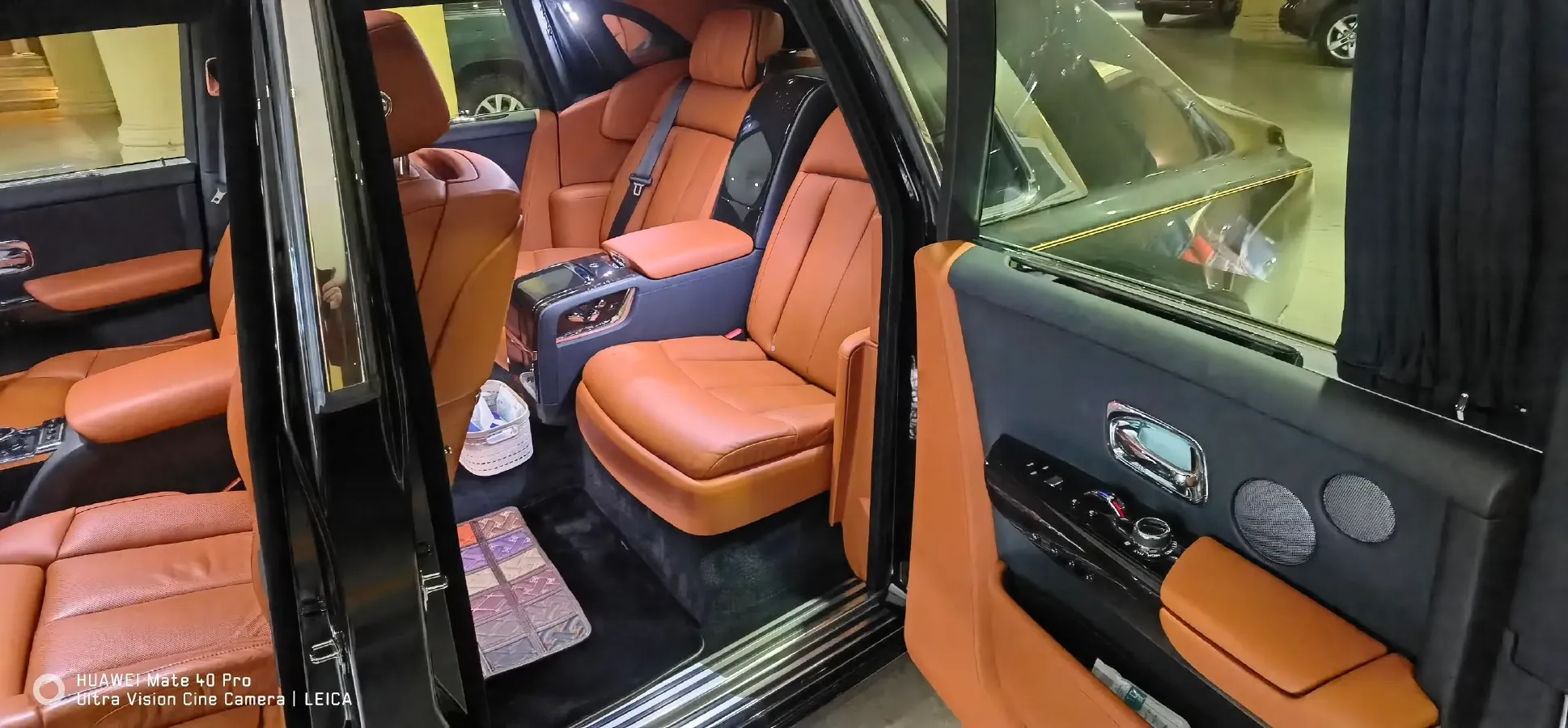 2018 Rolls-Royce Phantom 6.7T 571HP V12 8AT,autocango,china used car exporter,china ev exporter,chinese used car exporter,chinese used ev exporter