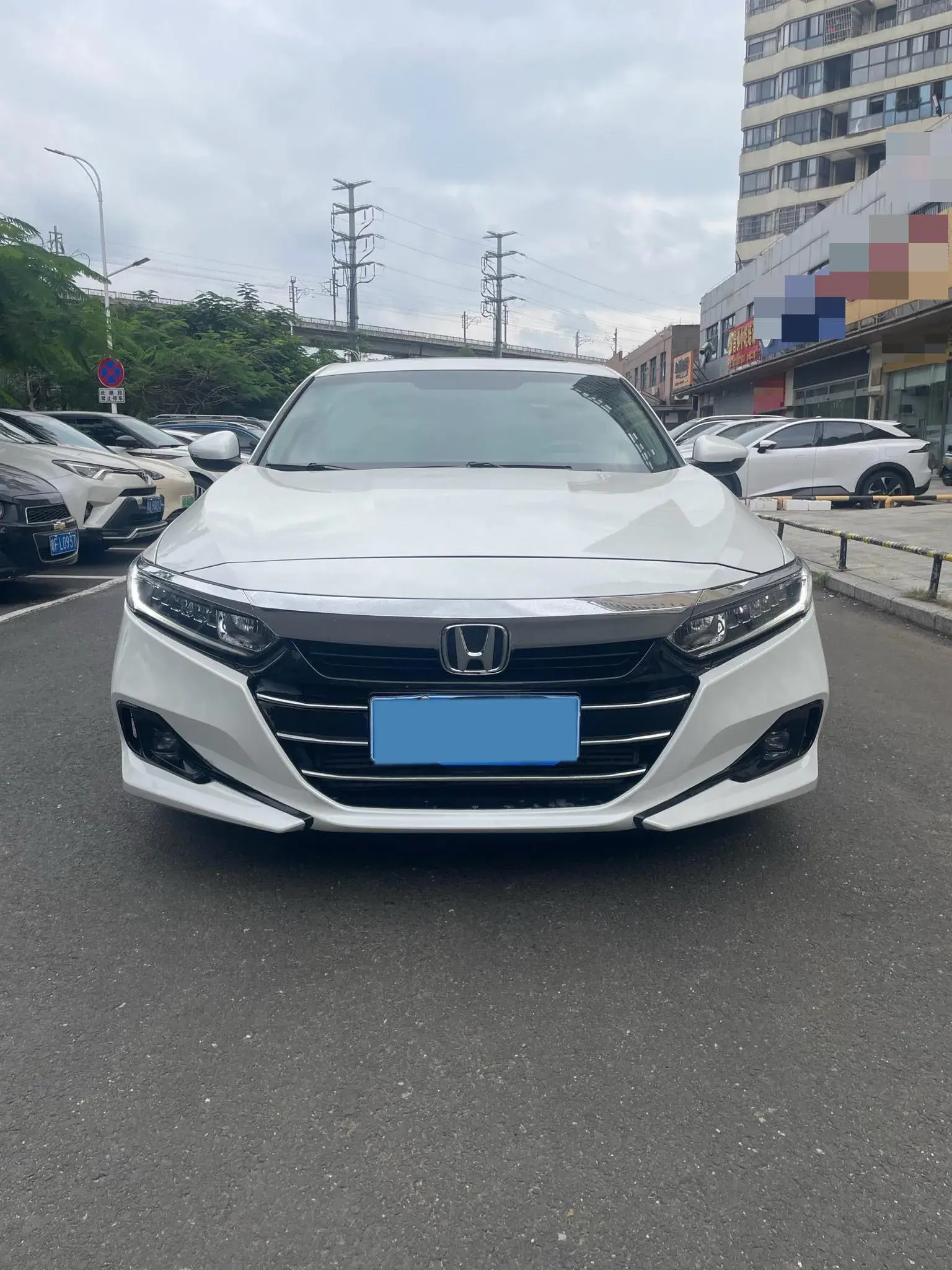 2022 HONDA ACCORD thumbnail 2