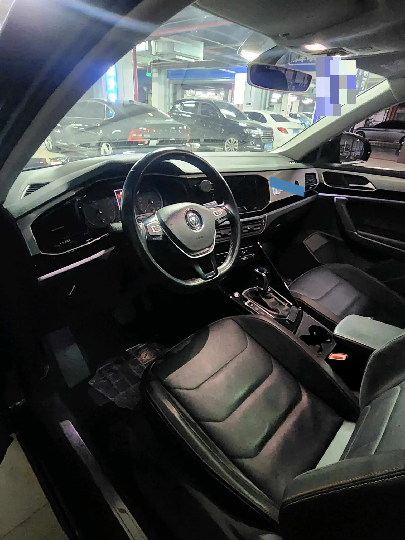 2020 VOLKSWAGEN TAYRON thumbnail 3