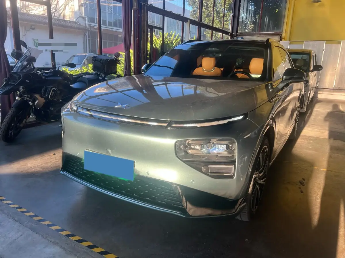 2024 Xpeng G9 BEV 78.2KWH