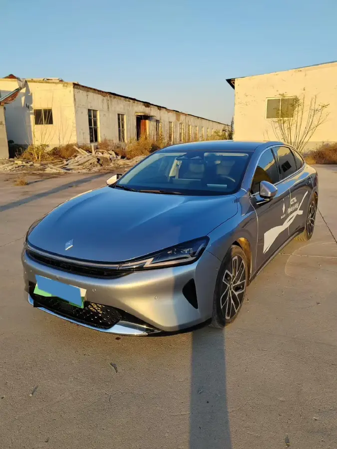 2025 BaoJun XiangJing 1.5T 143HP L4 1DHT PHEV