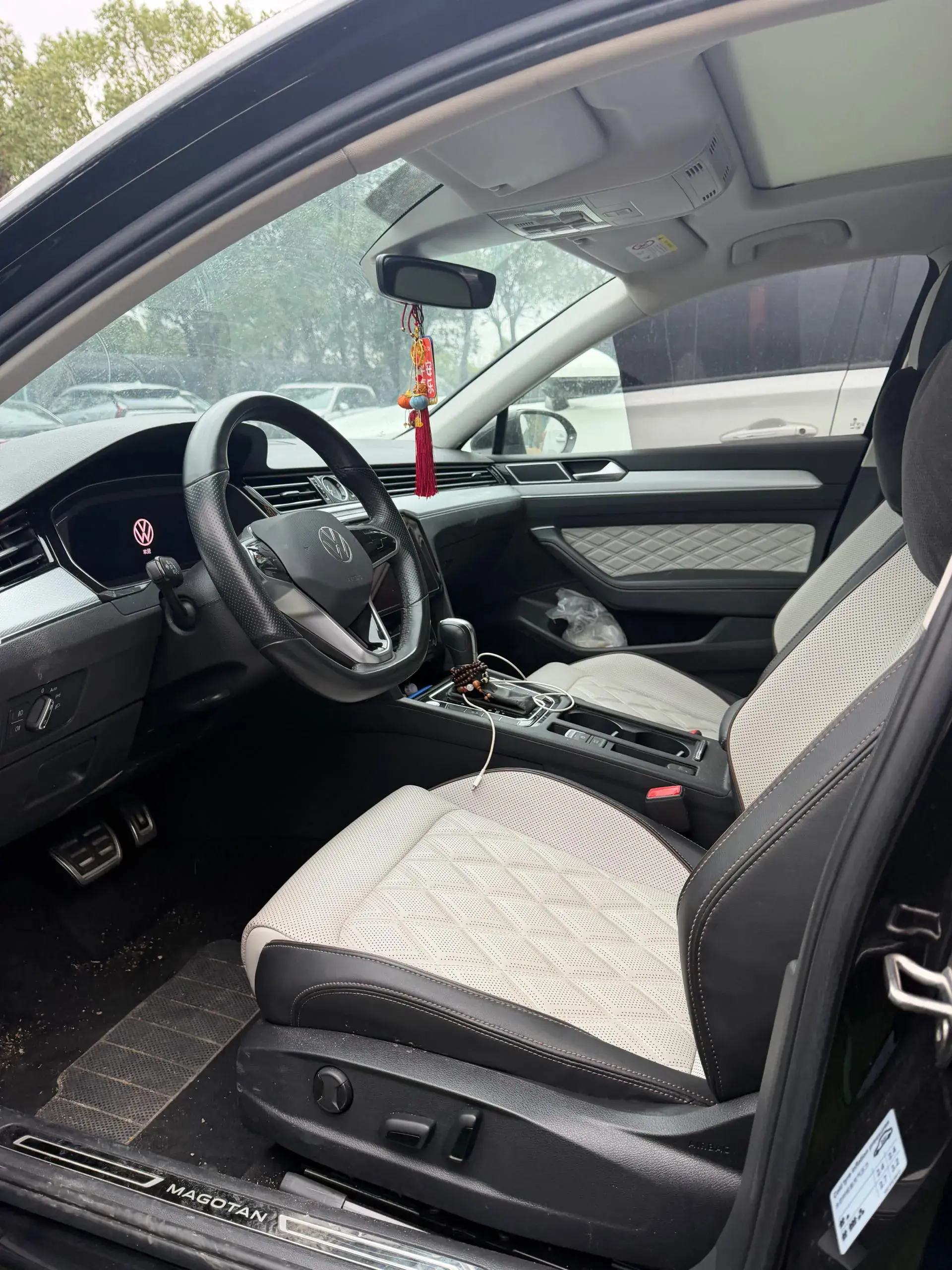 2023 VOLKSWAGEN MAGOTAN thumbnail 4