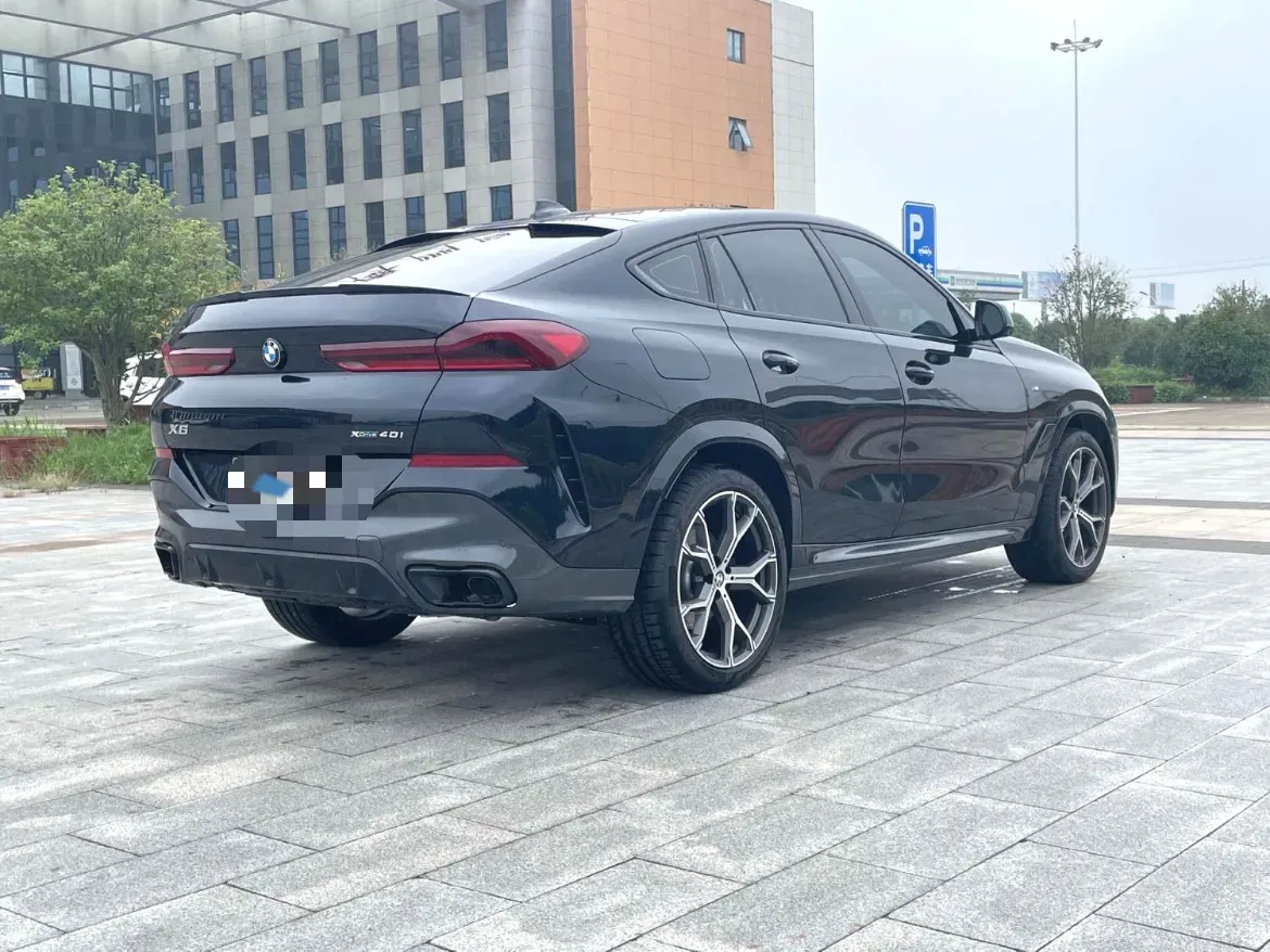 2021 BMW X6 3.0T 340HP L6 8AT,autocango,china used car exporter,china ev exporter,chinese used car exporter,chinese used ev exporter