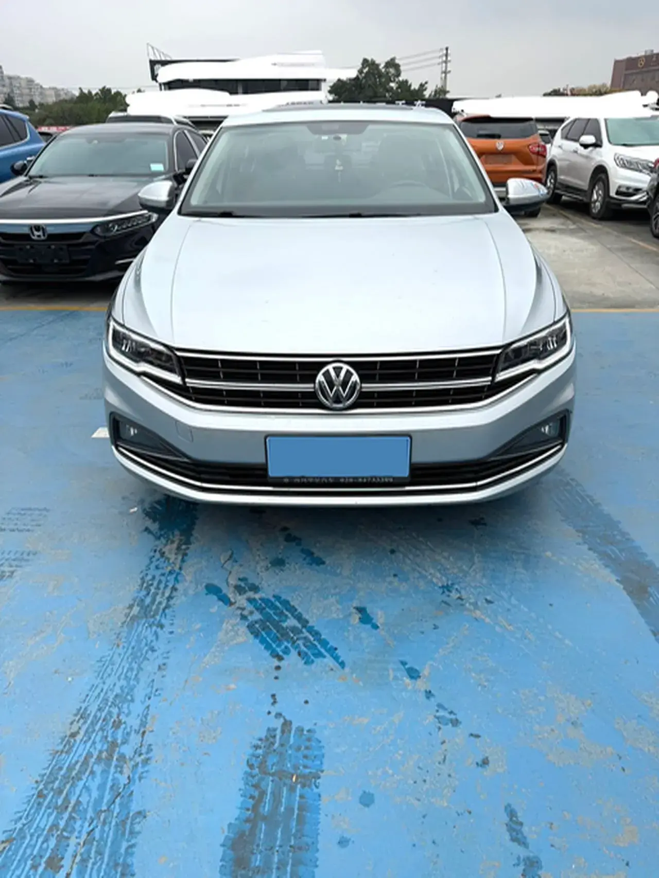 2019 VOLKSWAGEN BORA thumbnail 3