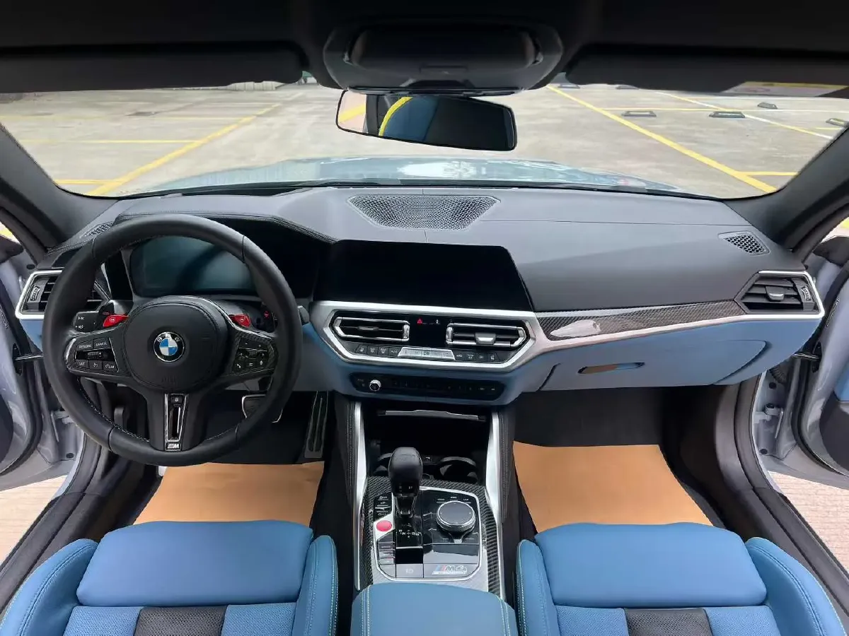 2021 BMW M4 3.0T 510HP L6 8AT,autocango,china used car exporter,china ev exporter,chinese used car exporter,chinese used ev exporter