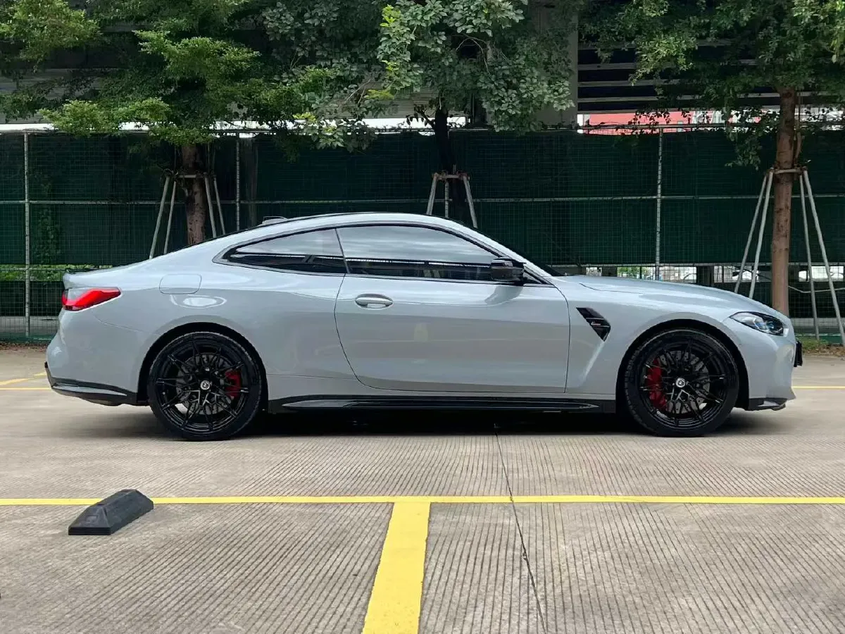 2021 BMW M4 3.0T 510HP L6 8AT,autocango,china used car exporter,china ev exporter,chinese used car exporter,chinese used ev exporter