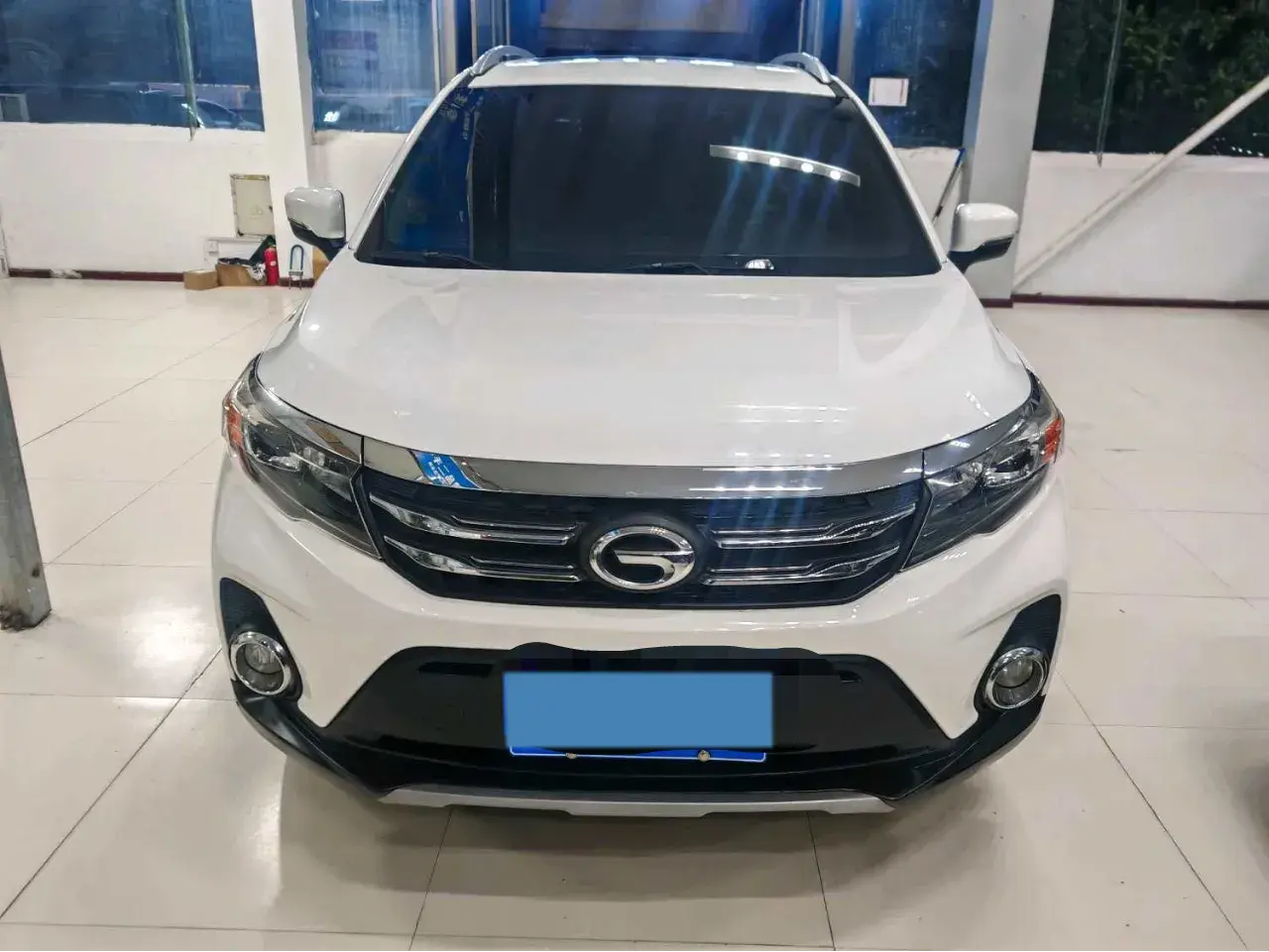 2019 GAC TRUMPCHI thumbnail 3