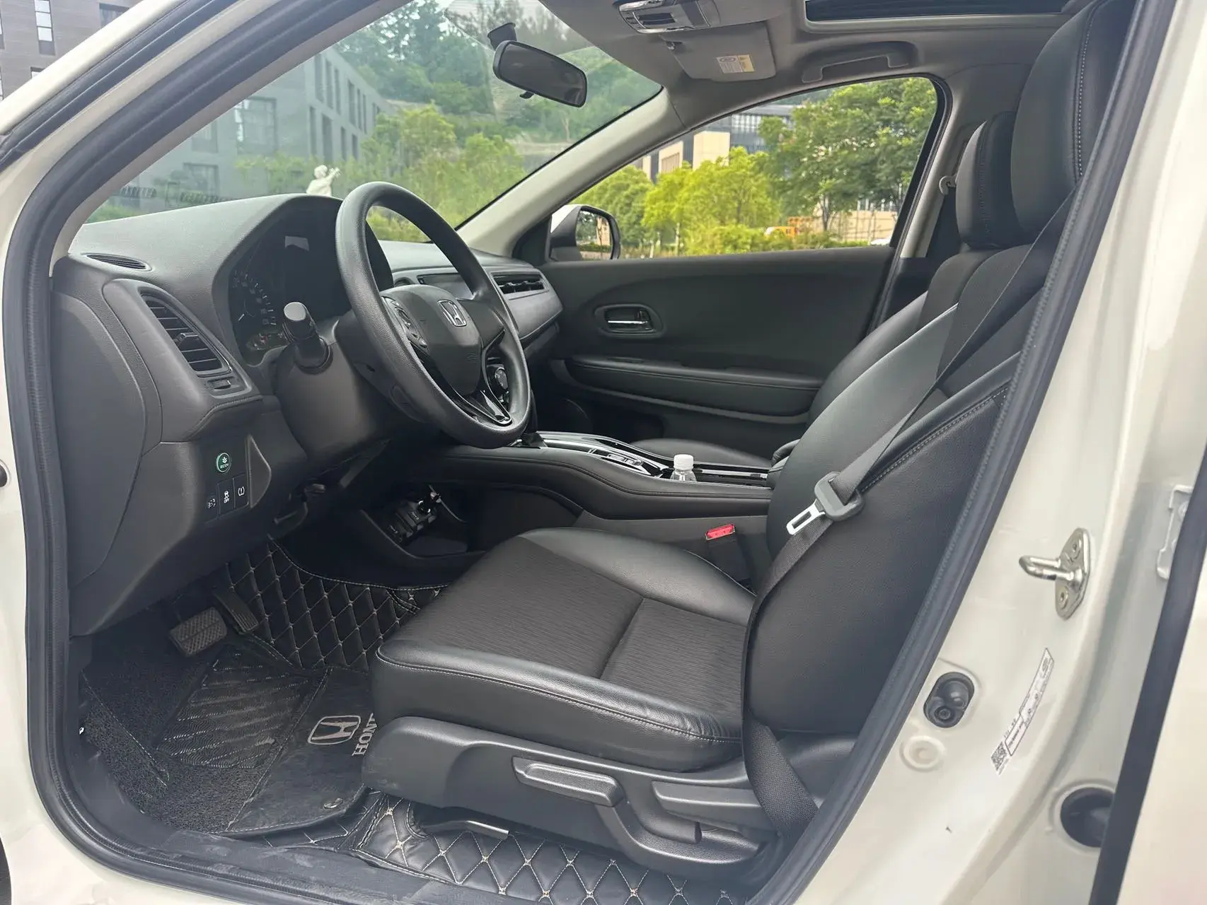 2020 HONDA VEZEL thumbnail 2