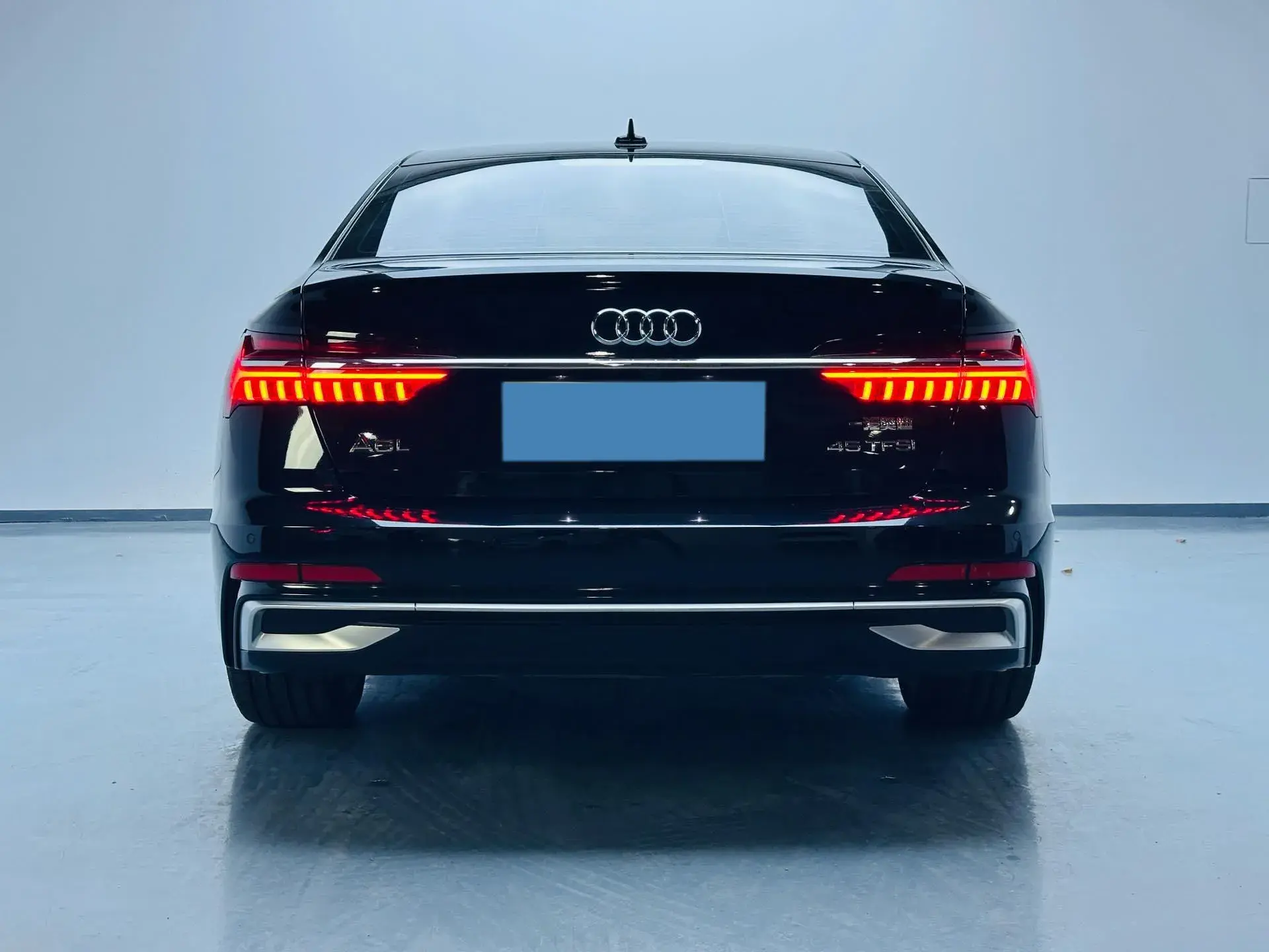 2024 AUDI A6L thumbnail 4