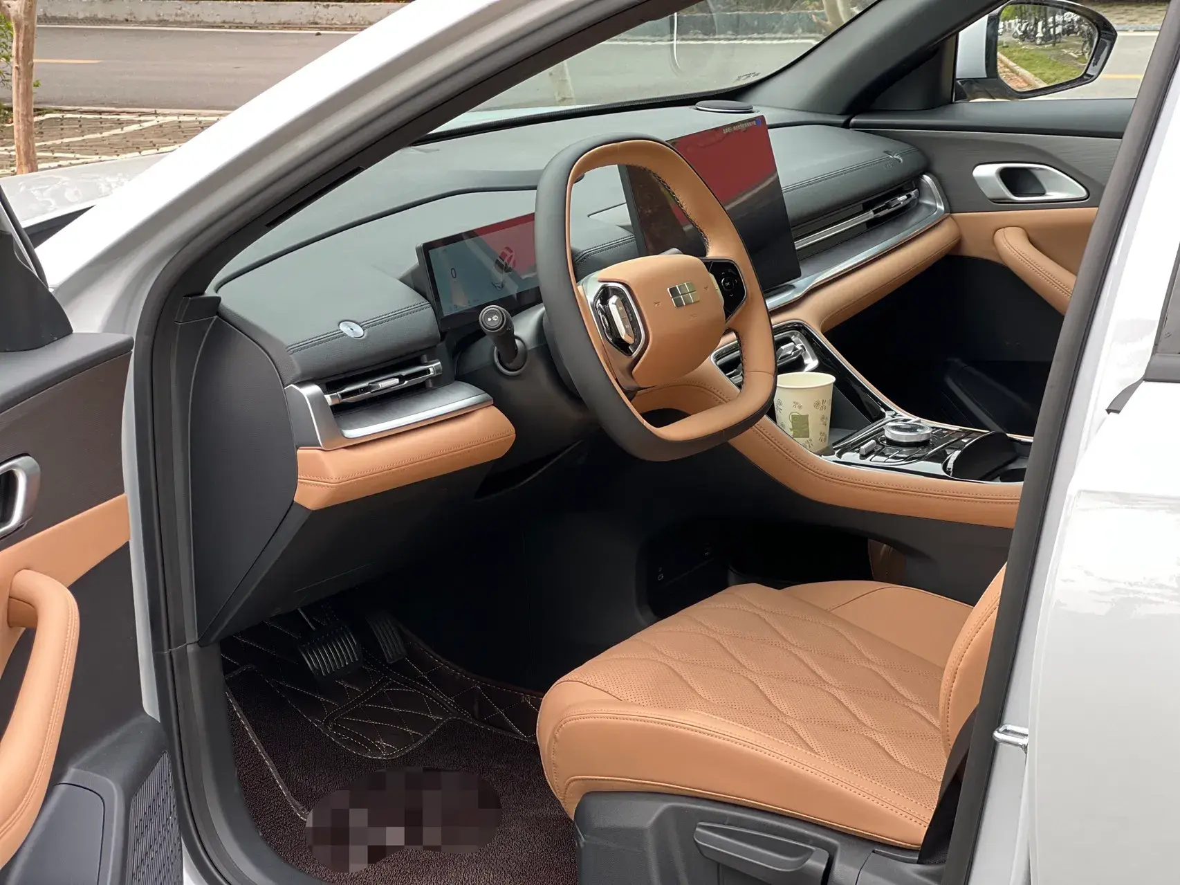 2025 GEELY GALAXY thumbnail 3