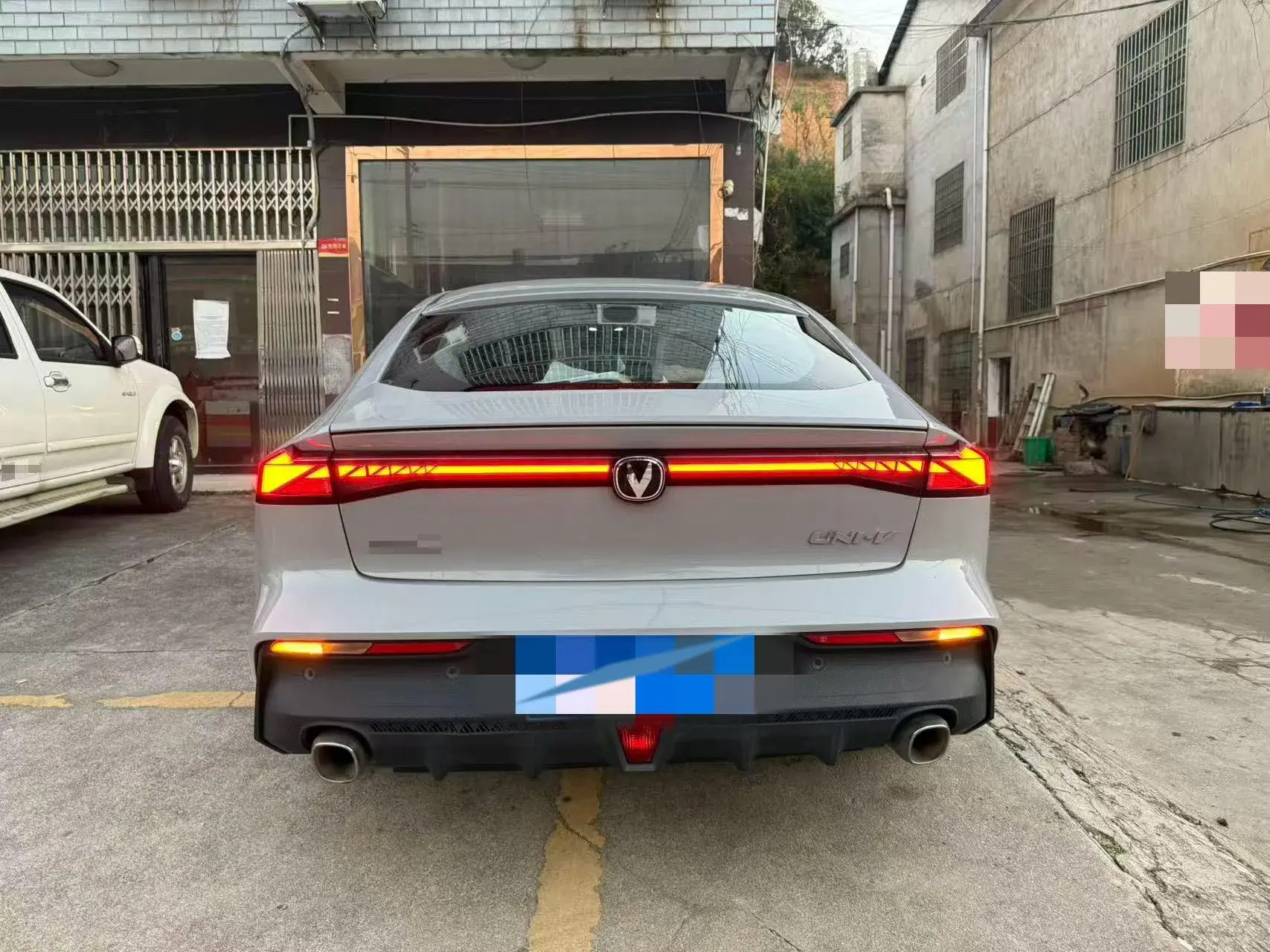 2022 CHANGAN UNI-V thumbnail 3