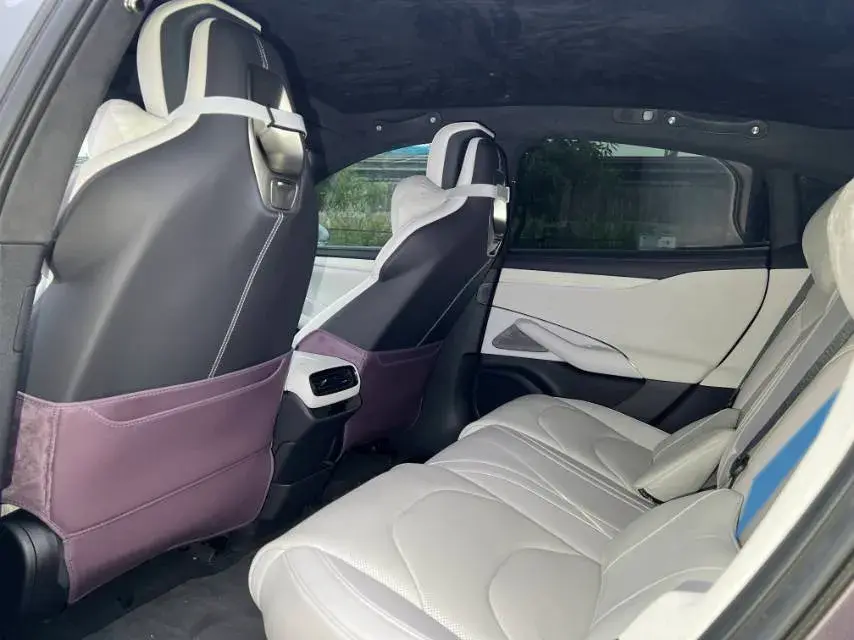 2024 MI SU7 thumbnail 3