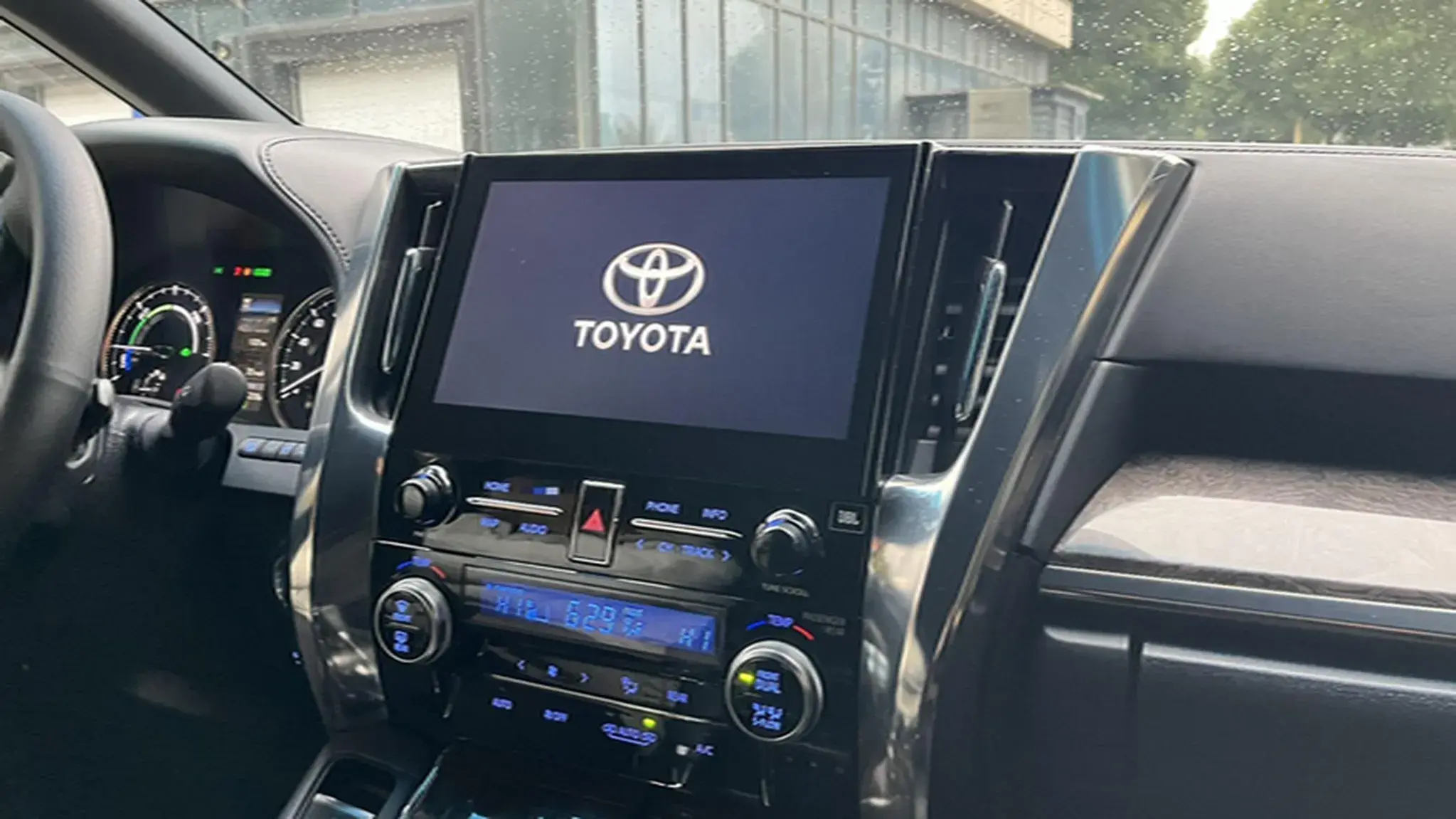 2020 TOYOTA VELLFIRE thumbnail 3