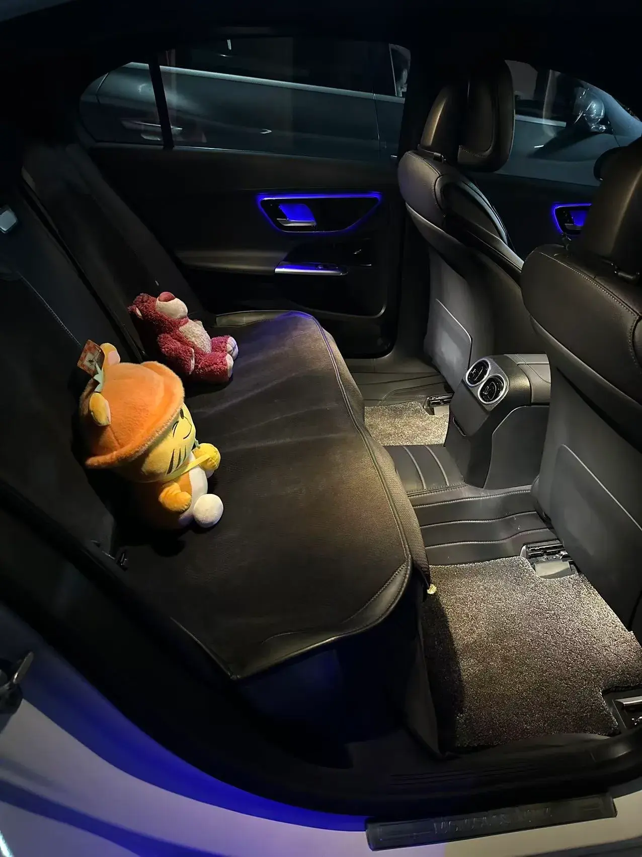 2022 MERCEDES-BENZ C thumbnail 4