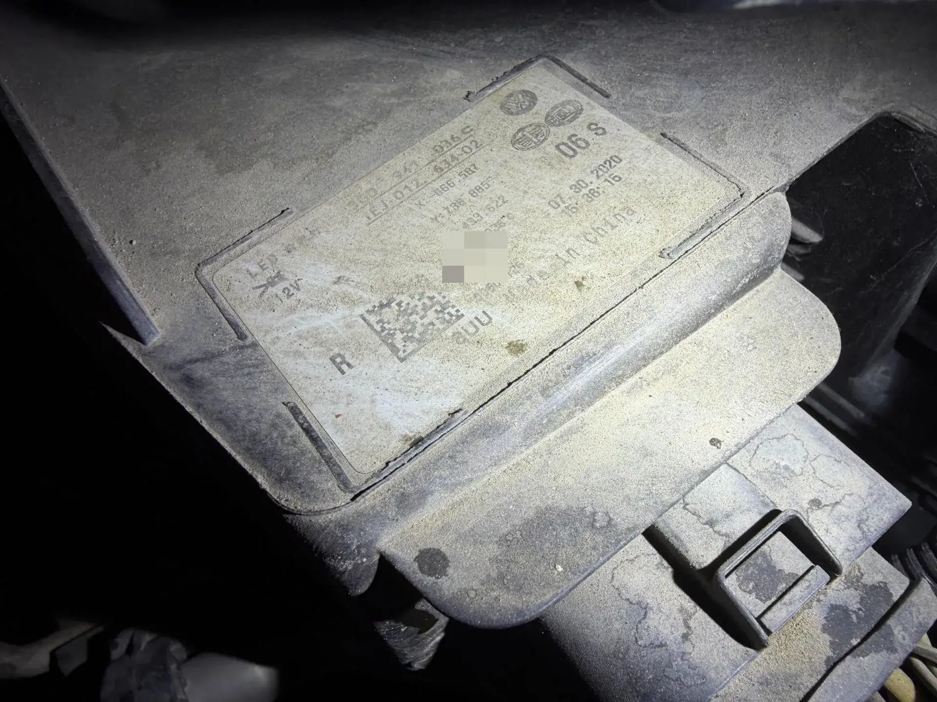 2018 VOLKSWAGEN MAGOTAN thumbnail 3