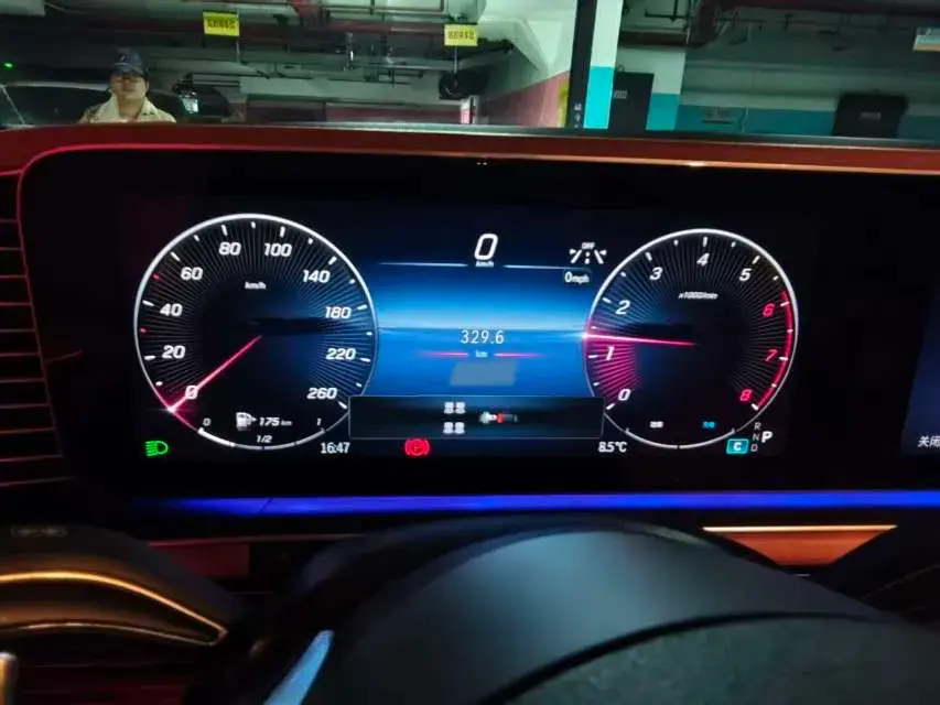 2024 MERCEDES-BENZ GLS thumbnail 4