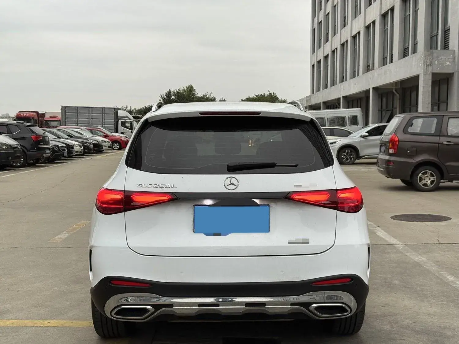 2024 MERCEDES-BENZ GLC thumbnail 4