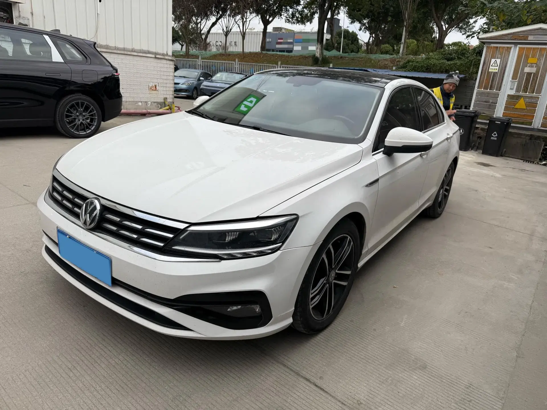 2019 VOLKSWAGEN LAMANDO view 1