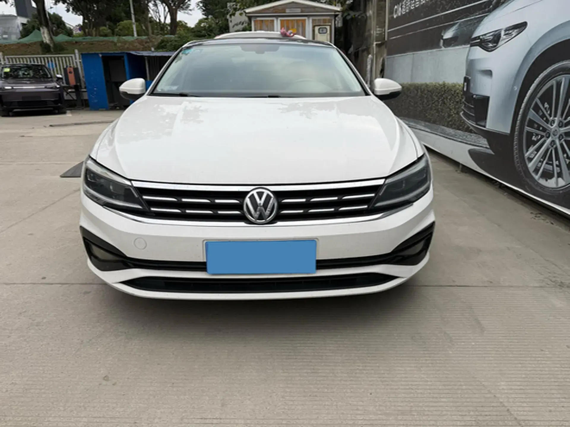 2019 VOLKSWAGEN LAMANDO thumbnail 2