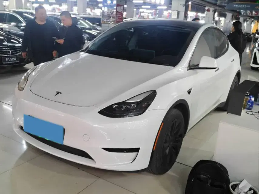 2024 Tesla Model Y BEV 60KWH
