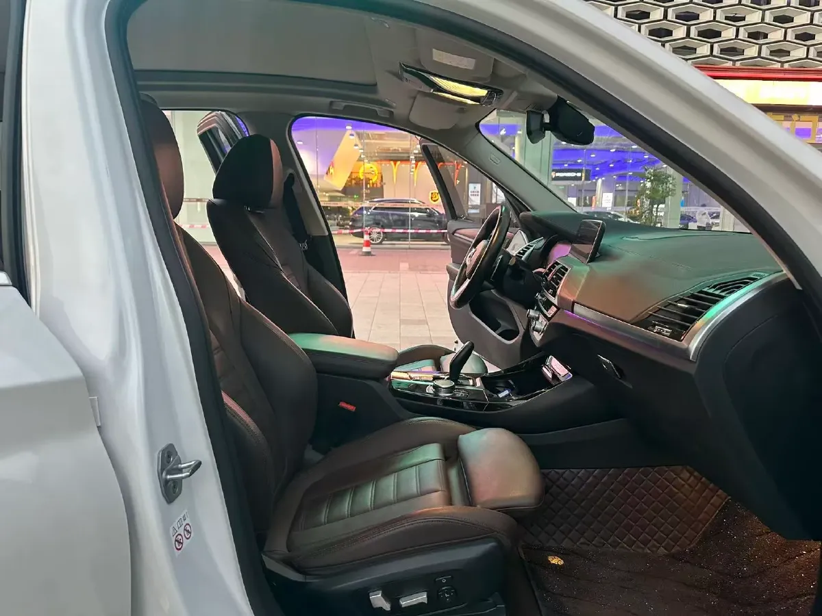 2021 BMW X3 2.0T 224HP L4 8AT,autocango,china used car exporter,china ev exporter,chinese used car exporter,chinese used ev exporter