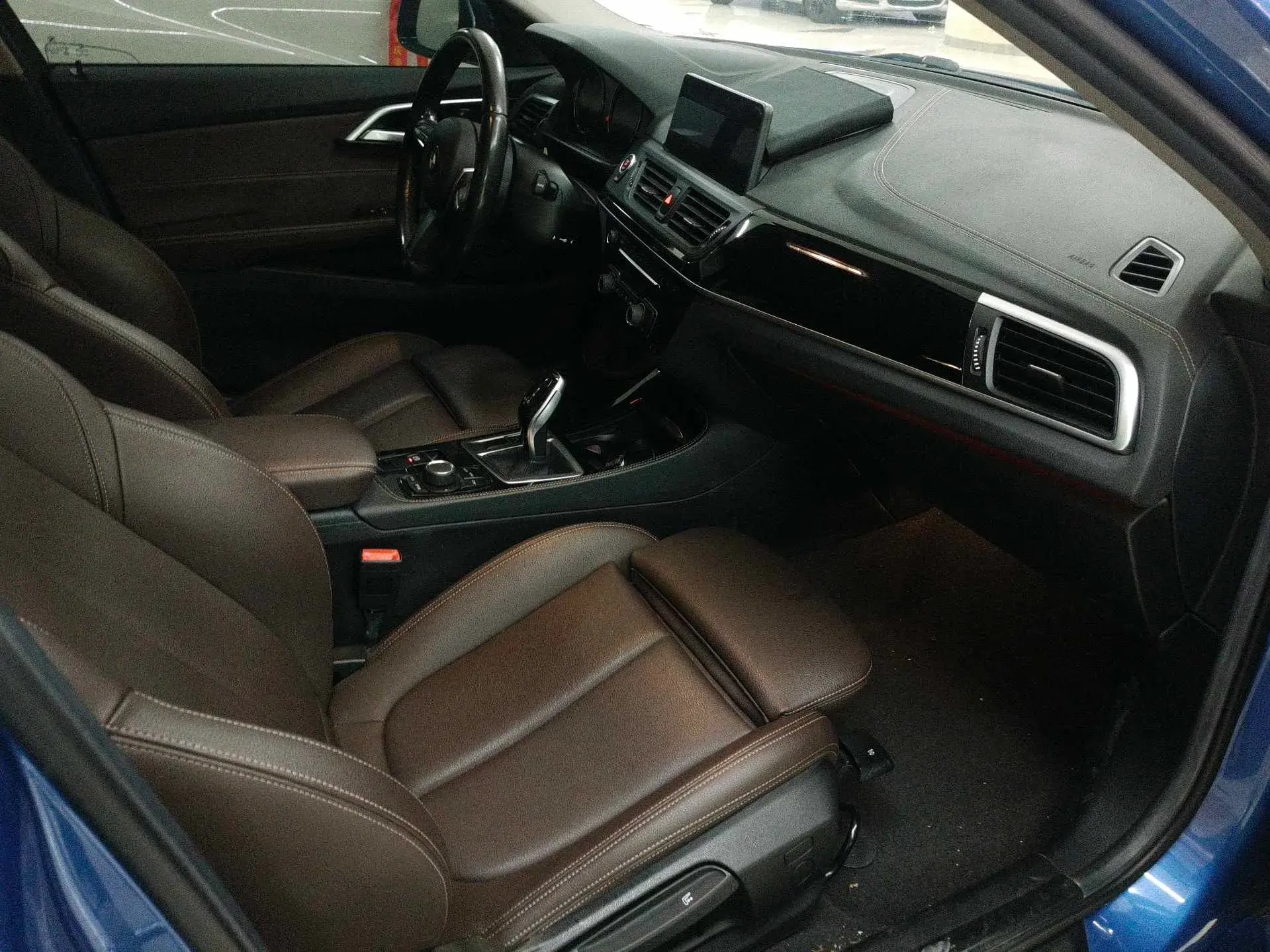 2020 BMW 1 thumbnail 2