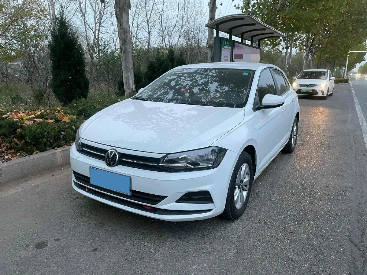 2023 Volkswagen Polo 1.5L 110HP L4 6AT