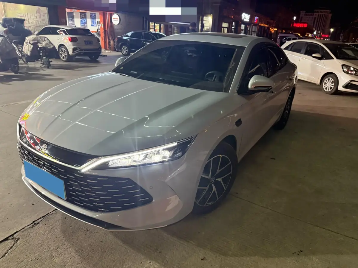 2025 BYD QinL 1.5L 101HP L4 E-CVT PHEV 10.08KWH