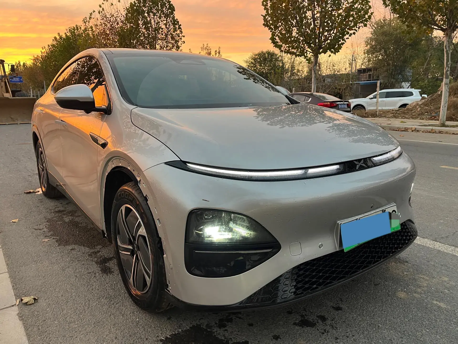 2023 XPENG G6 thumbnail 3