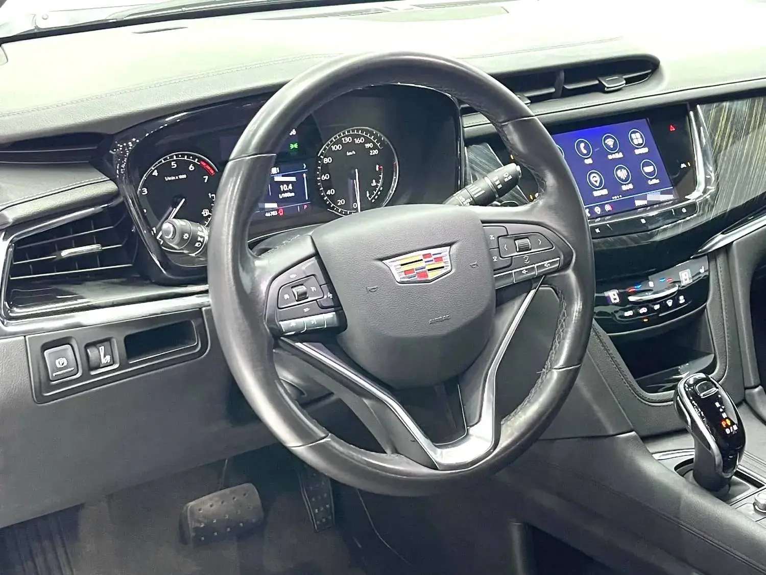 2021 CADILLAC XT6 thumbnail 4