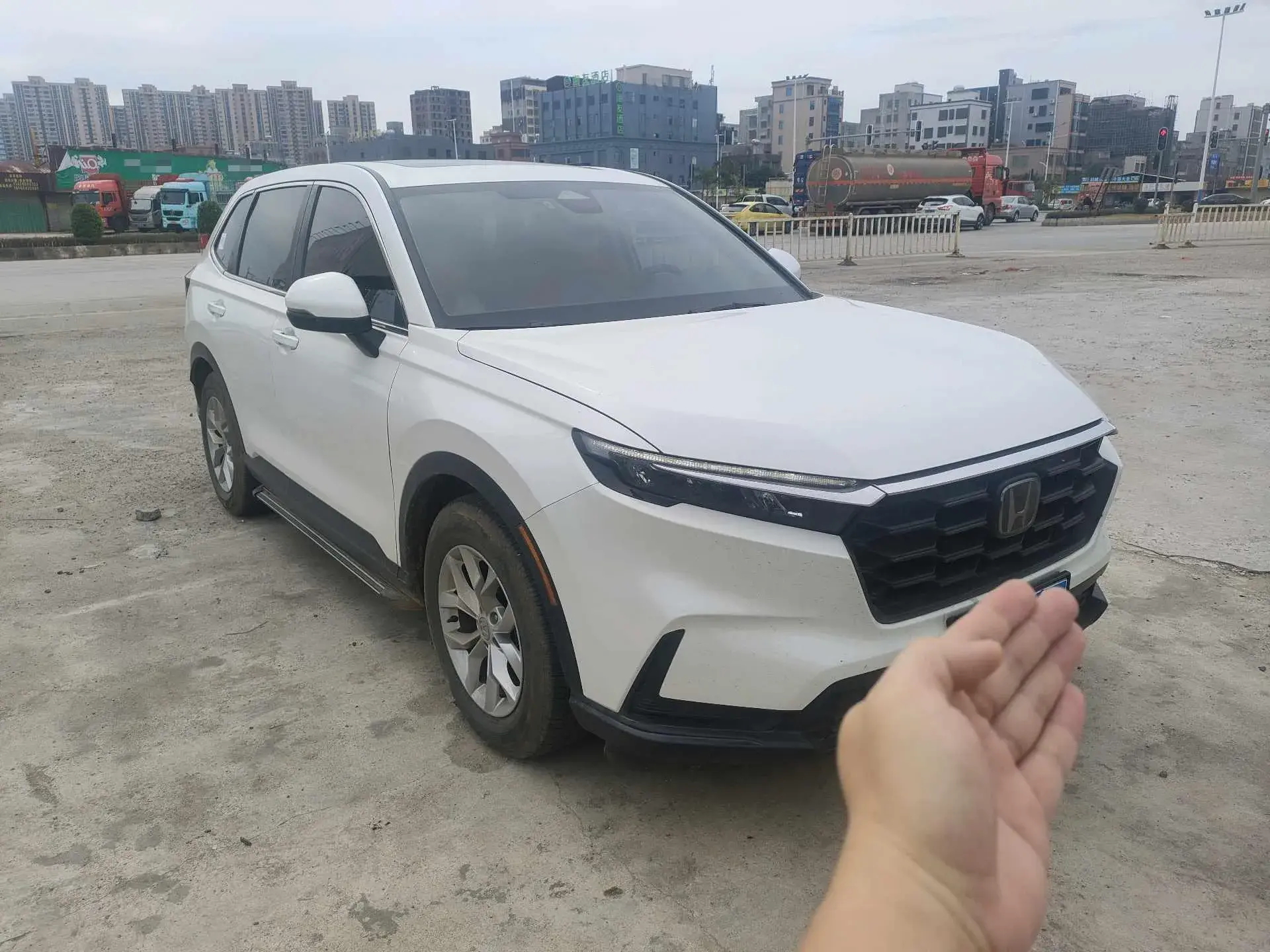 2023 HONDA CR-V thumbnail 2