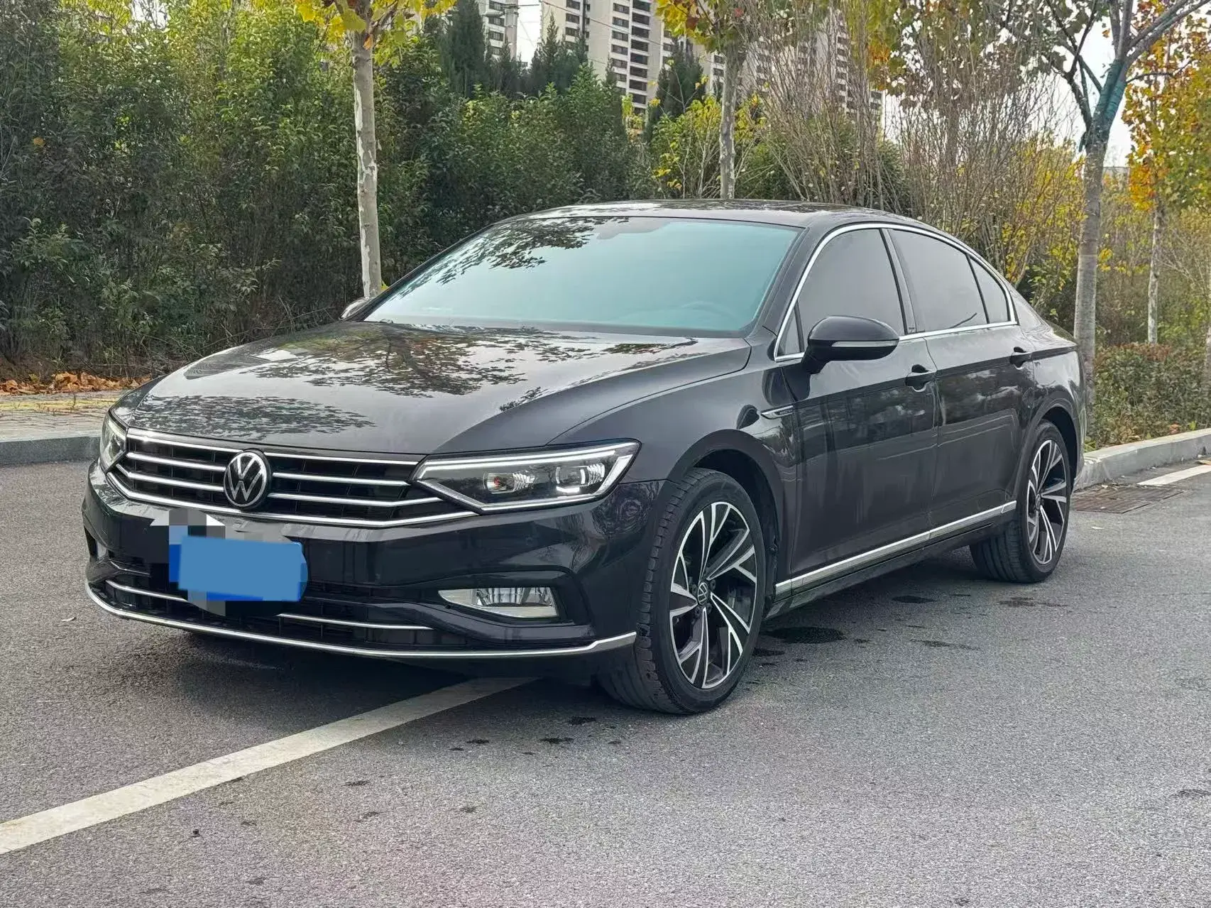 2020 VOLKSWAGEN MAGOTAN view 1