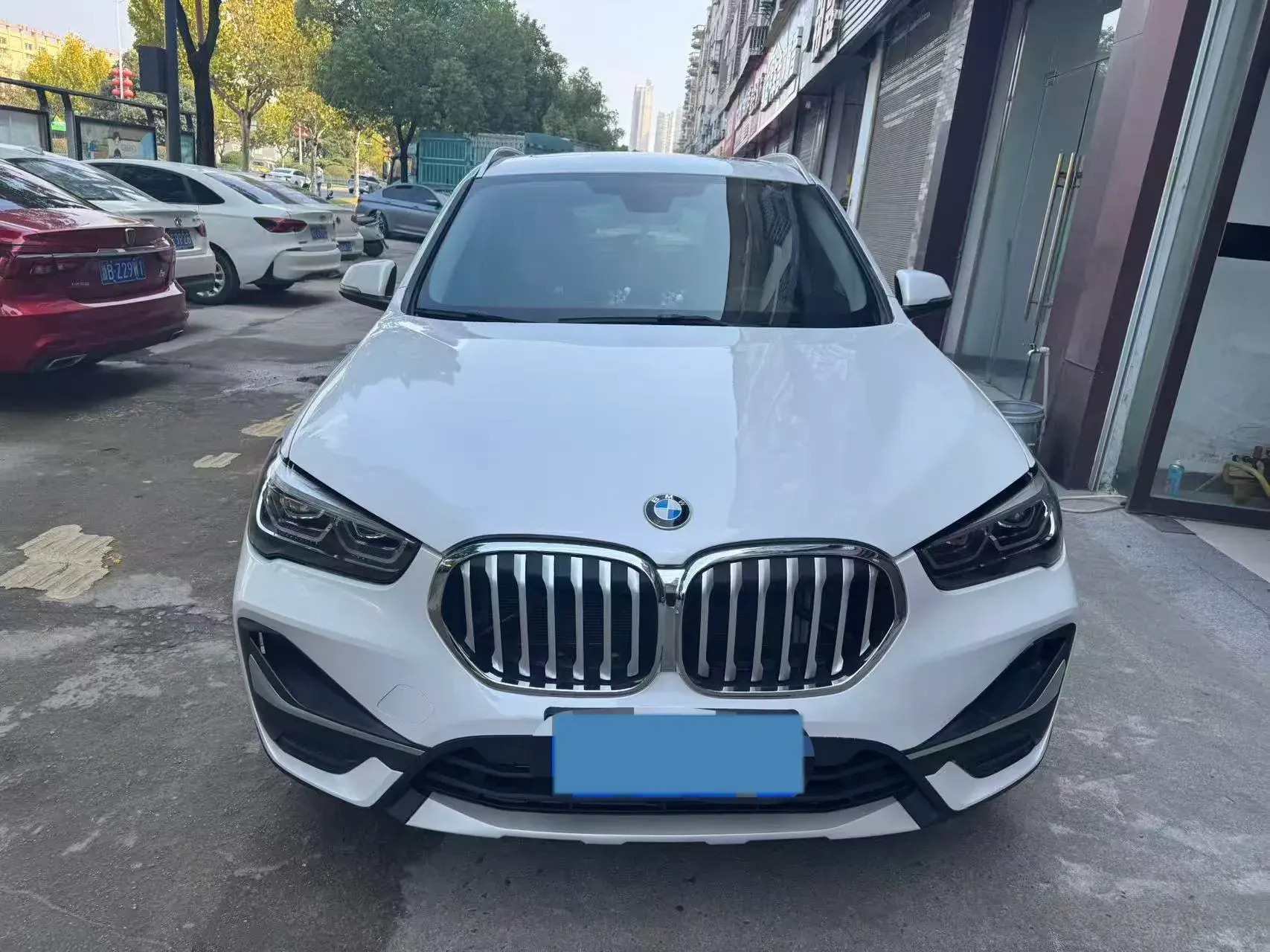2020 BMW X1 thumbnail 2