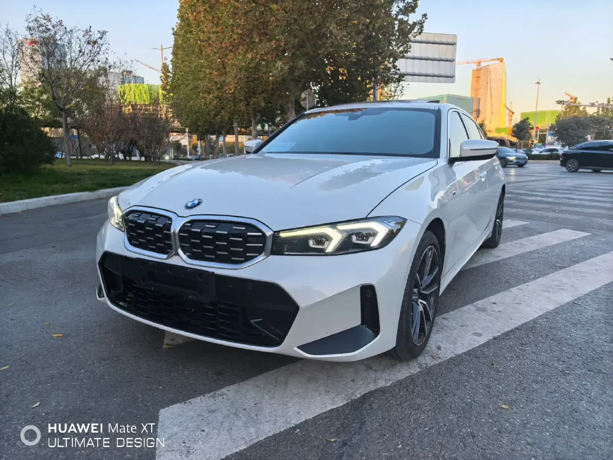 2024 BMW 3 Series 2.0T 184HP L4 8AT