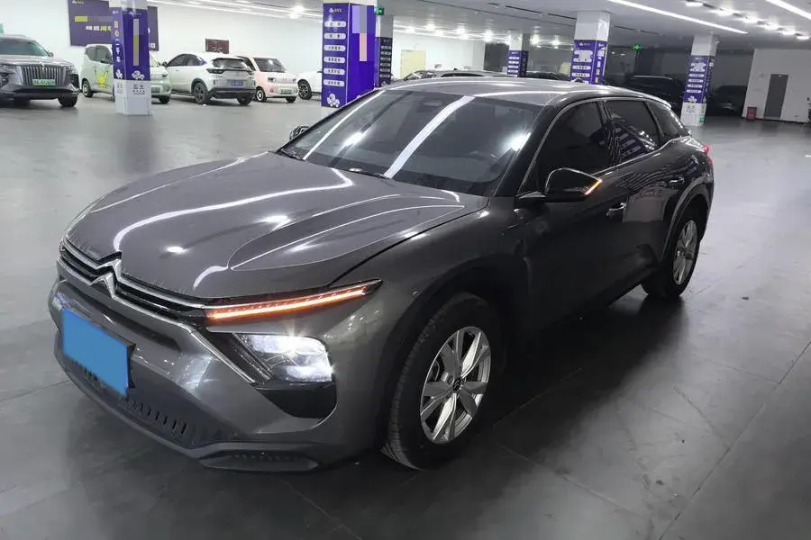 2021 CITROEN C5 view 1