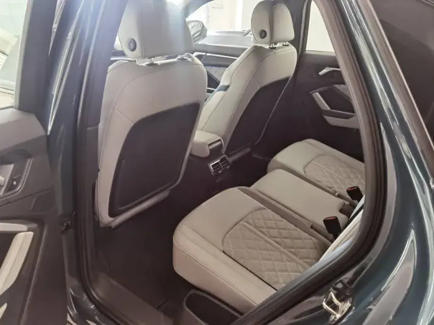 2024 AUDI Q3 thumbnail 4