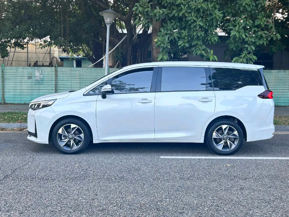 2021 GAC Trumpchi M6 1.5T 169HP L4 6AT,autocango,china used car exporter,china ev exporter,chinese used car exporter,chinese used ev exporter