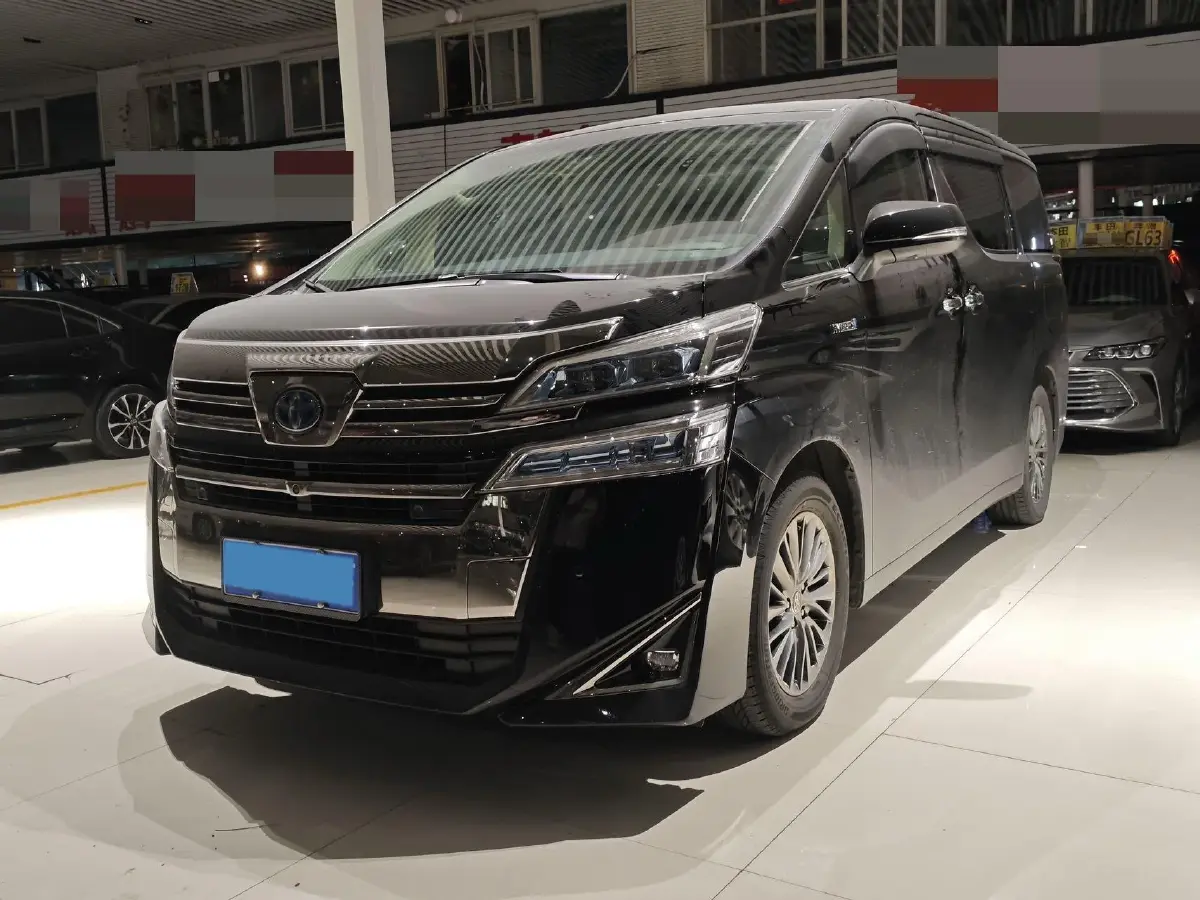 2020 Toyota Vellfire 2.5L 117HP L4 E-CVT Hybrid