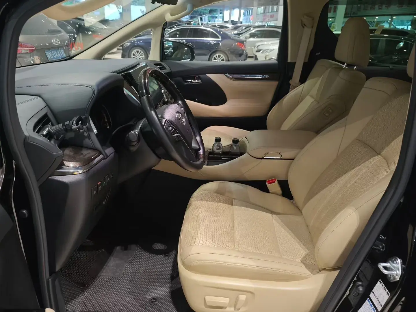 2020 TOYOTA VELLFIRE thumbnail 3