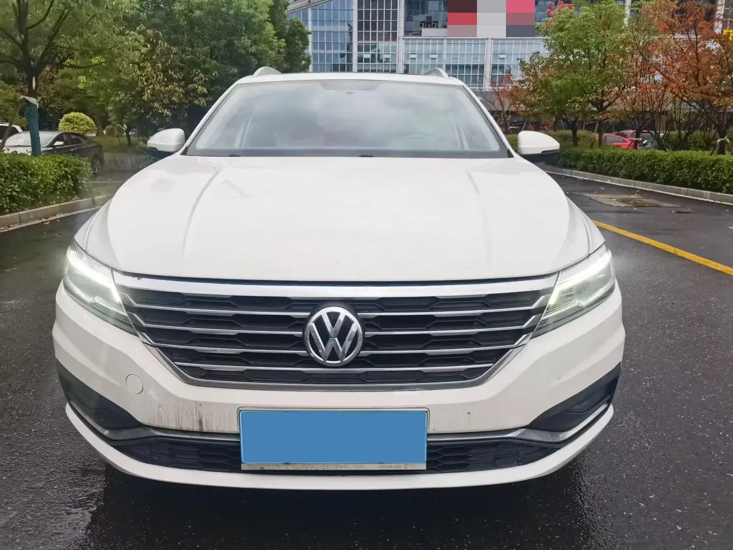 2019 VOLKSWAGEN LAVIDA thumbnail 2