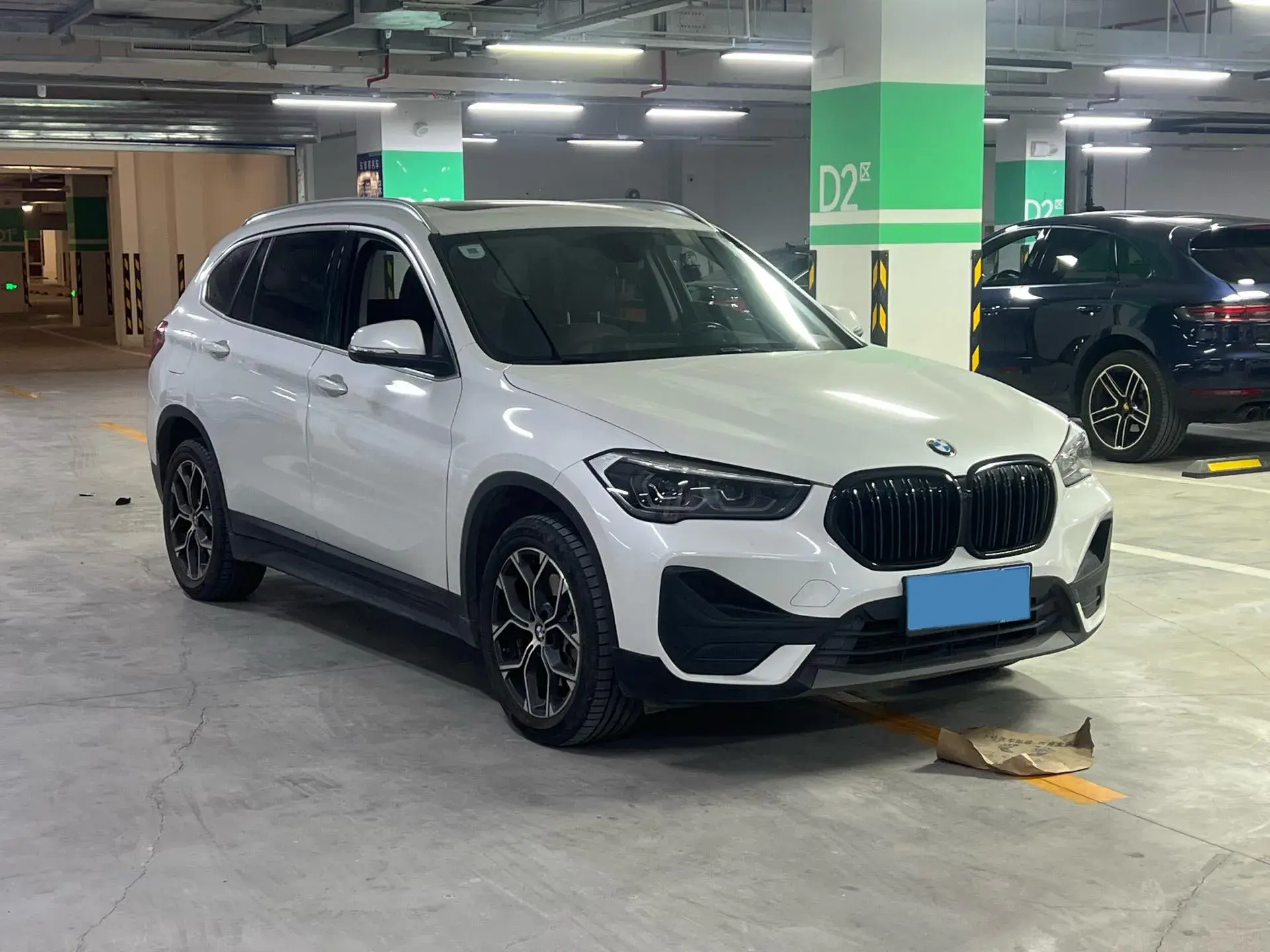 2022 BMW X1 thumbnail 3