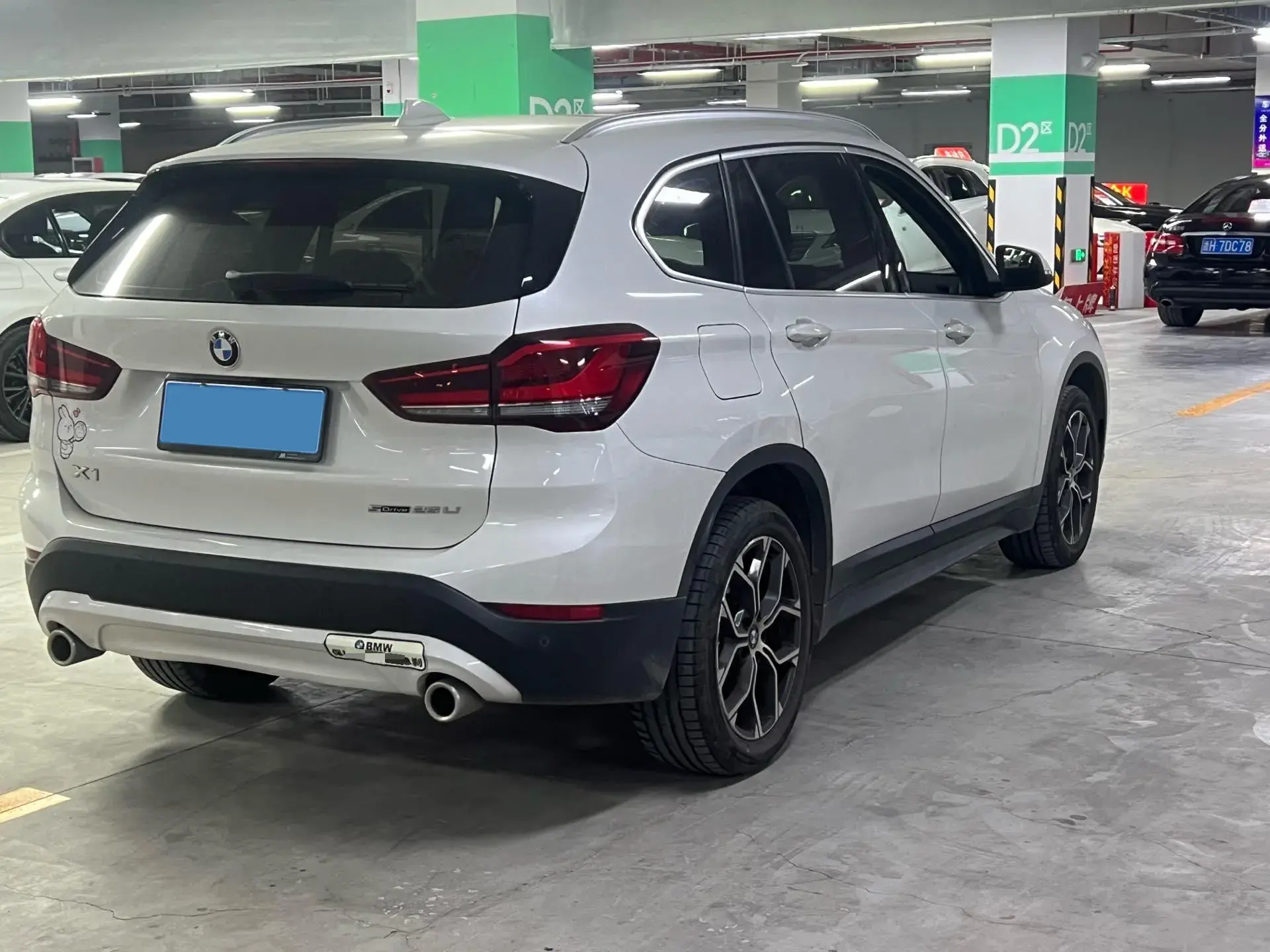 2022 BMW X1 thumbnail 4