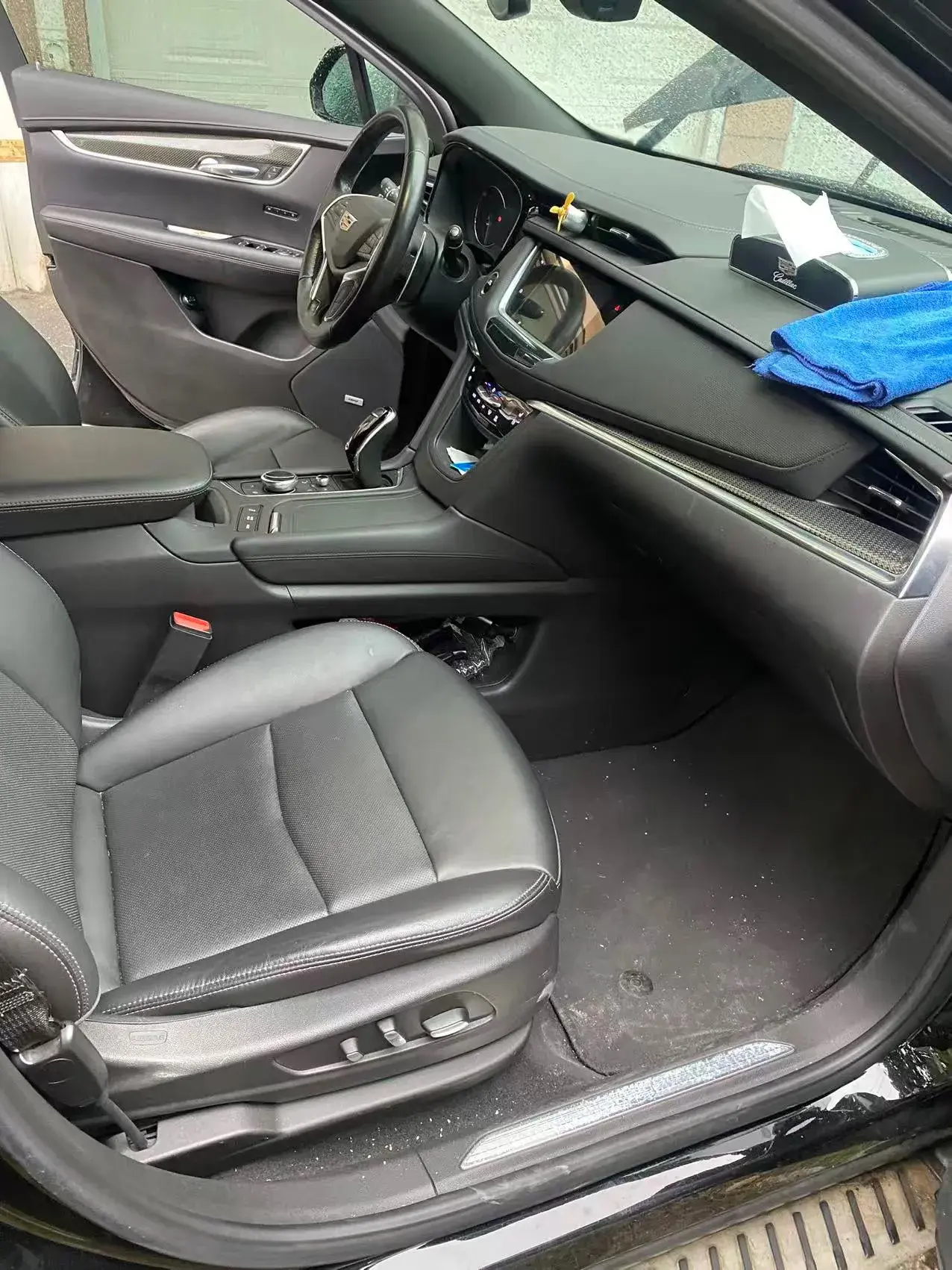 2022 CADILLAC XT5 thumbnail 4