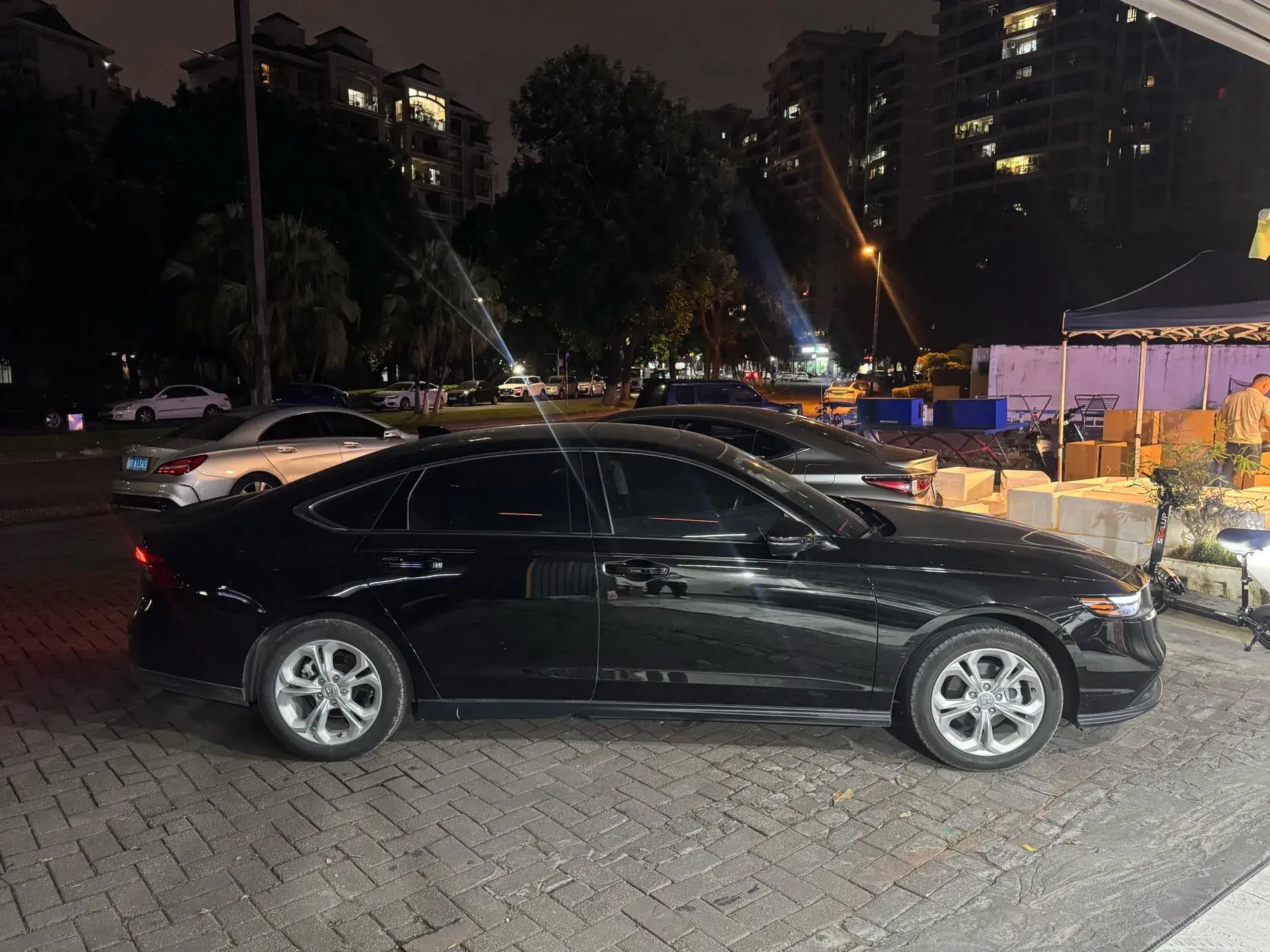 2023 HONDA ACCORD thumbnail 3