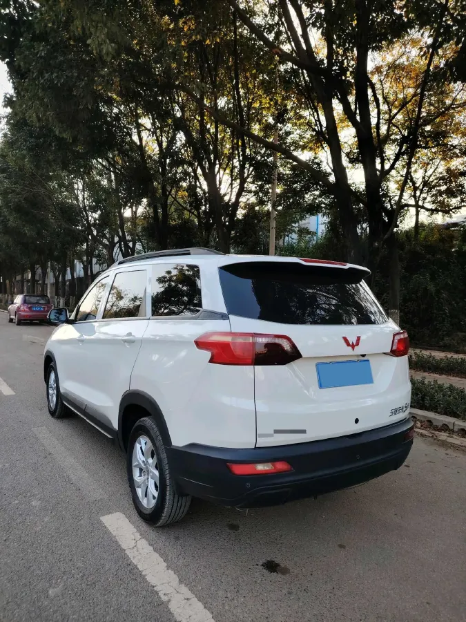 2019 WuLing HongGuang S3 1.5L 112HP L4 6MT,autocango,china used car exporter,china ev exporter,chinese used car exporter,chinese used ev exporter