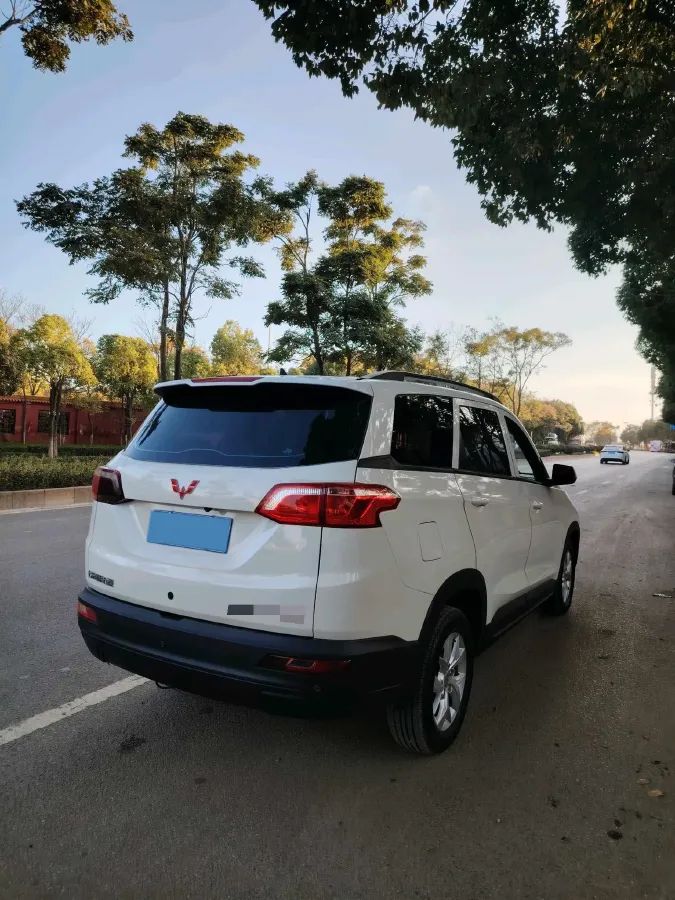 2019 WuLing HongGuang S3 1.5L 112HP L4 6MT,autocango,china used car exporter,china ev exporter,chinese used car exporter,chinese used ev exporter