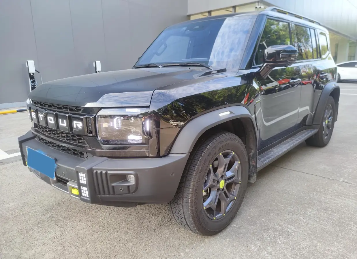 2023 Jetour Traveller 2.0T 254HP L4 7DCT